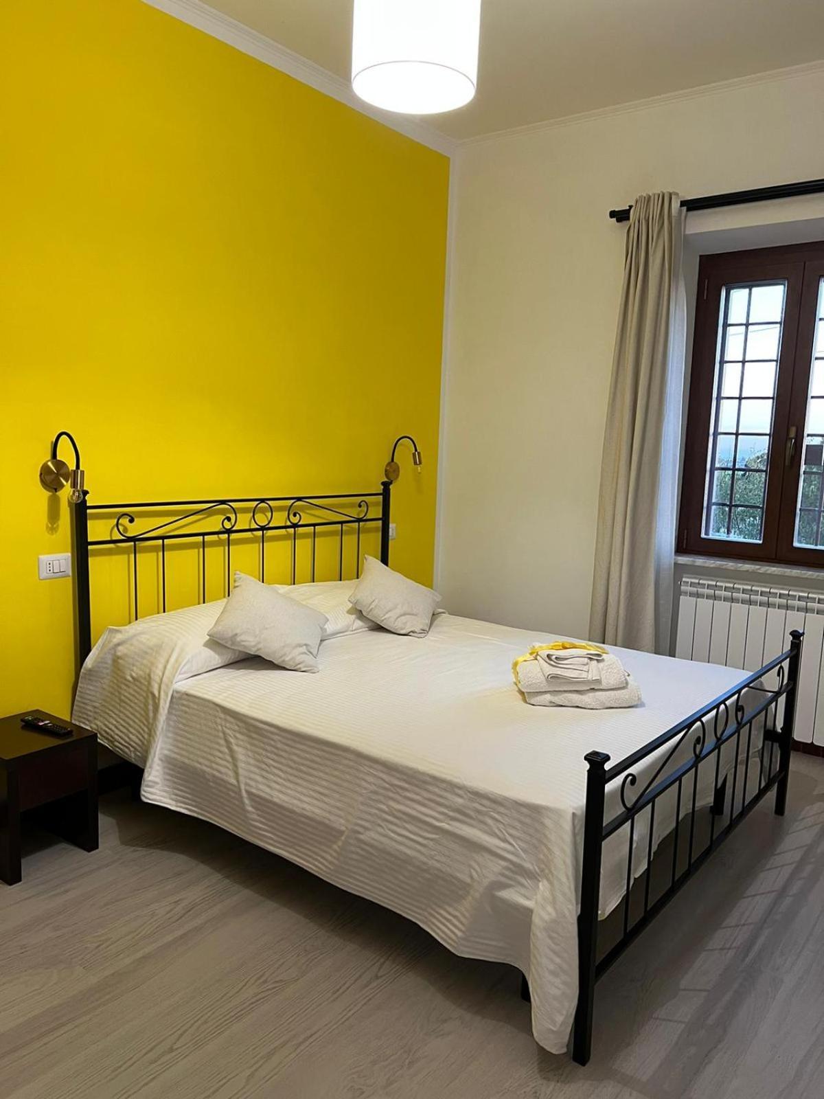 B&B Fili Al Casale 1121 Рим Екстериор снимка